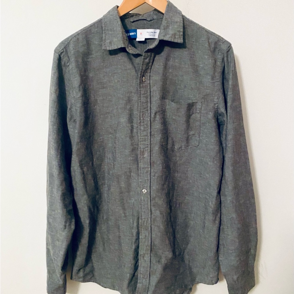 Old Navy Gray Casual Button Down Shirt